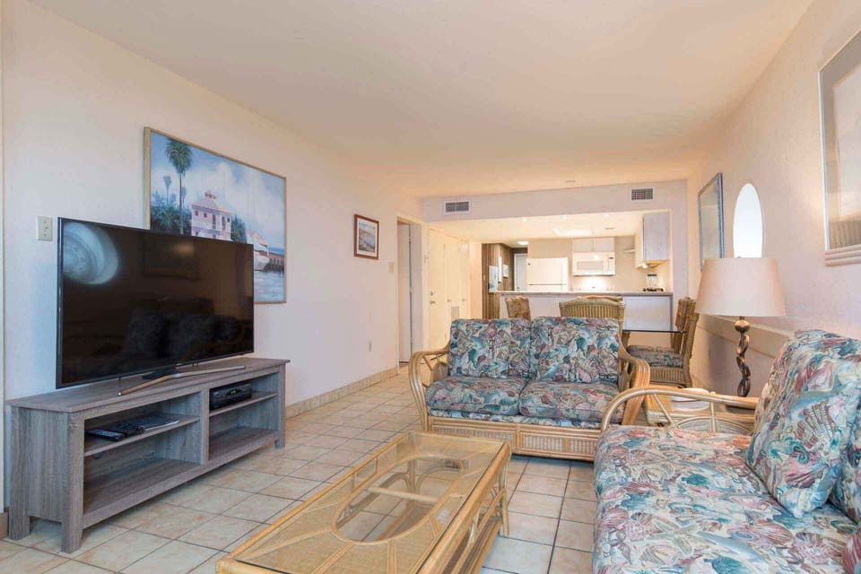 Our cozy living space is open to our dining and kitchen areas - ideal for families!