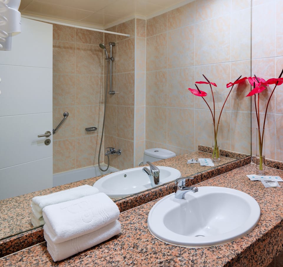 Hair dryer, towels