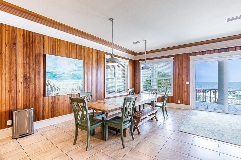 8 SALTE DR
