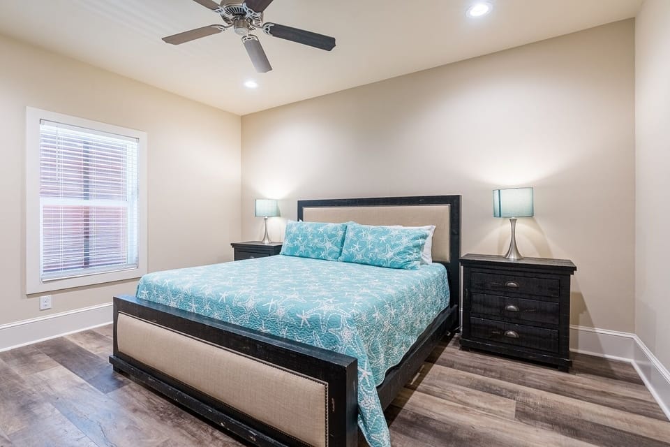 Summer Salt East Bedroom 5