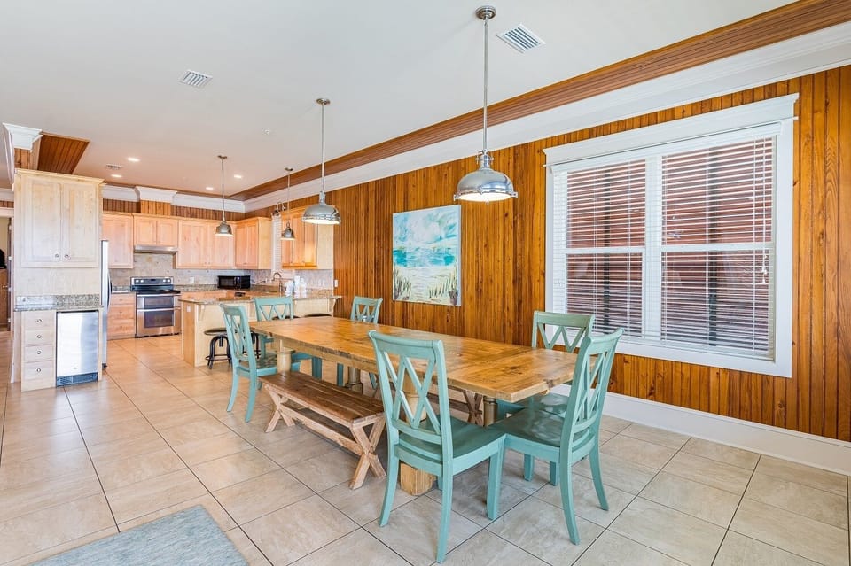 Summer Salt East Dining Table Seats 8 to 10