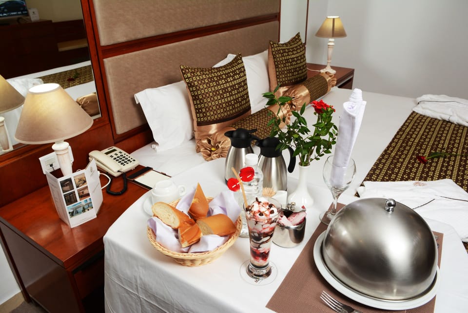 Suite (Ambassador) | 1 bedroom, minibar, in-room safe, desk