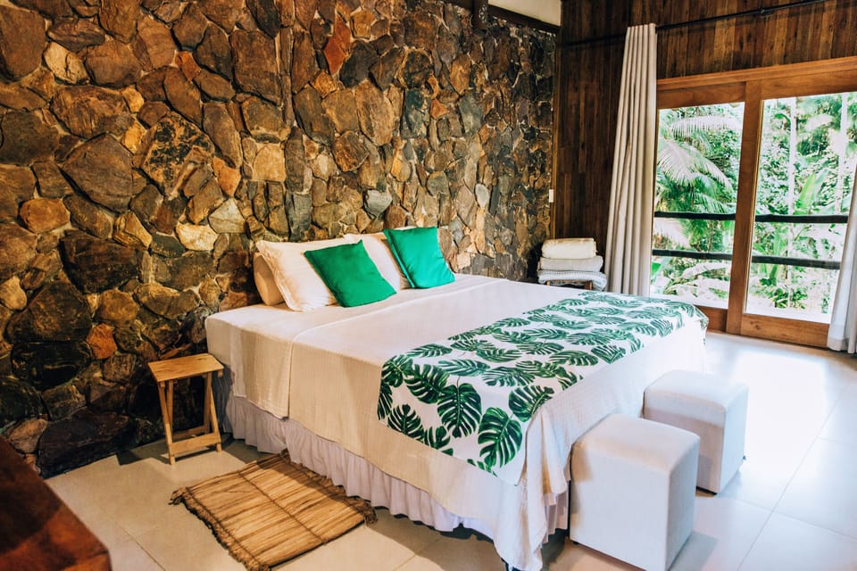 Deluxe Room | Pillowtop beds, minibar (some free items), in-room safe, desk