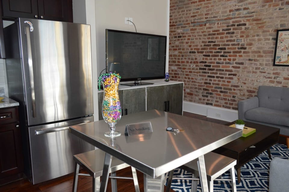 Bistro height table and barstools
