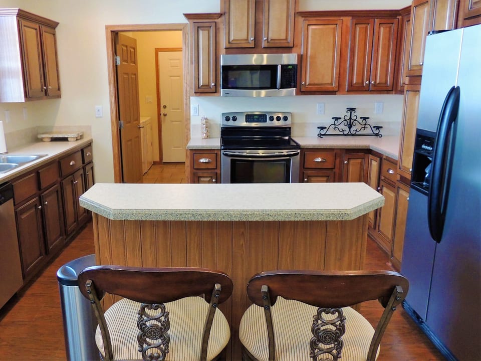 Additional seating and kitchen