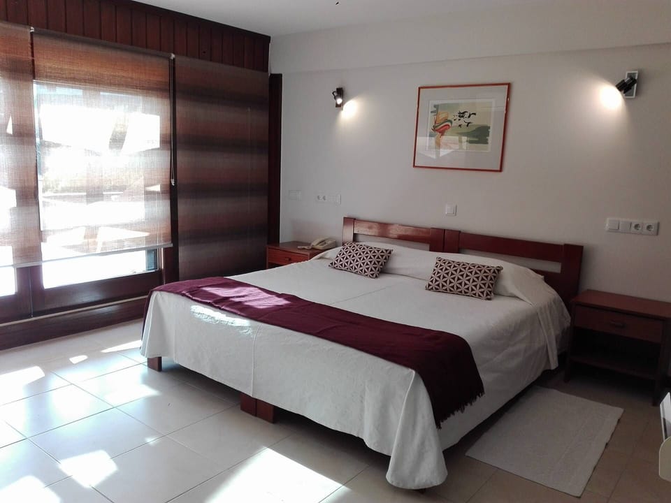 Superior Double or Twin Room | Minibar, in-room safe, iron/ironing board, free WiFi