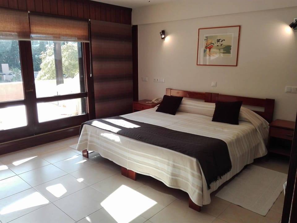 Superior Double or Twin Room | Minibar, in-room safe, iron/ironing board, free WiFi