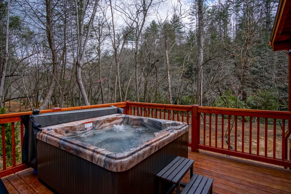 Hot tub overlooking the Toccoa River