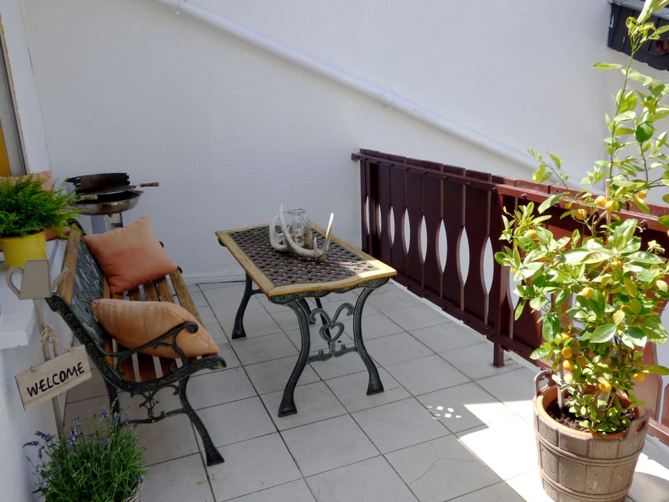 Comfort House, 3 Bedrooms | Balcony