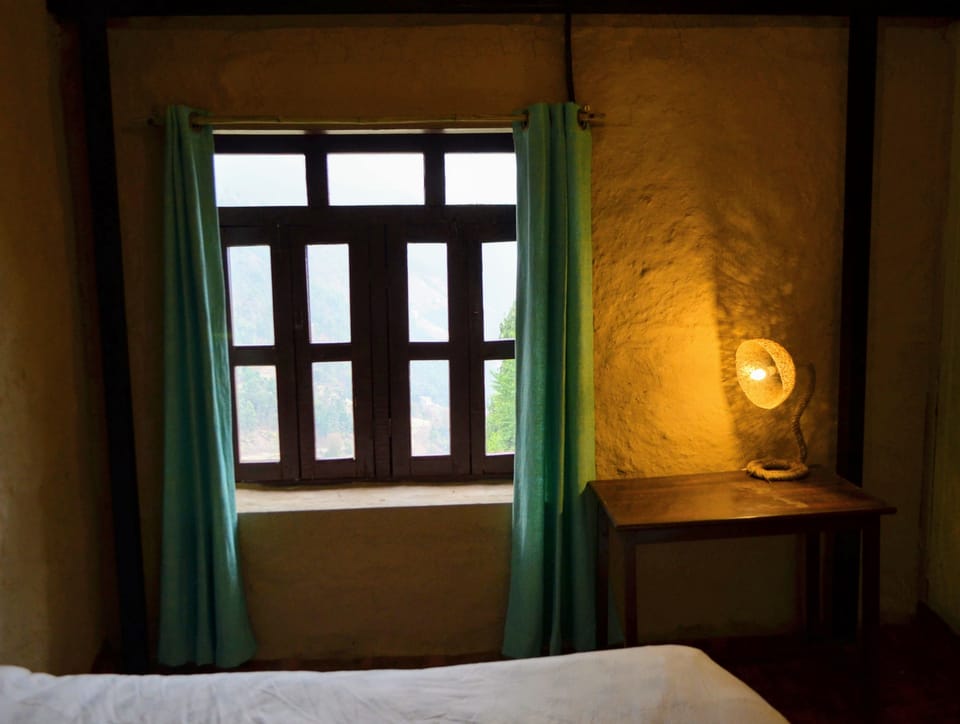 Basic Cottage, 1 King Bed, Mountain View, Mountainside