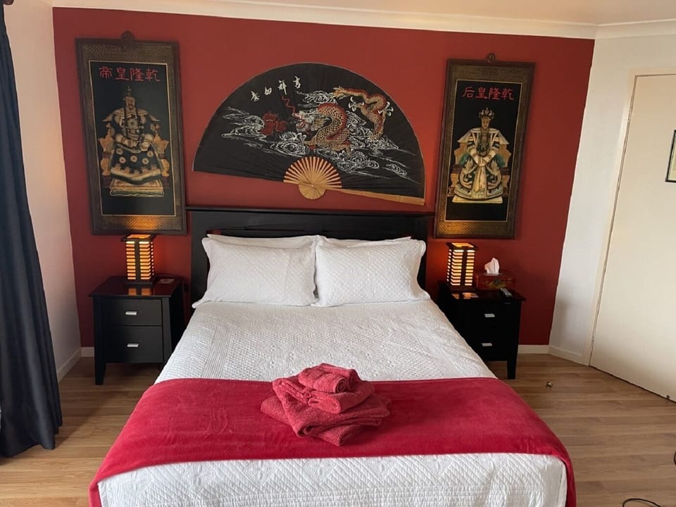 Asian Suite | Iron/ironing board, WiFi (free), individually decorated