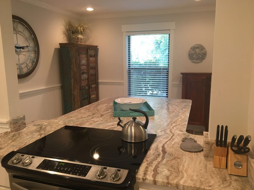 New corner pantry 