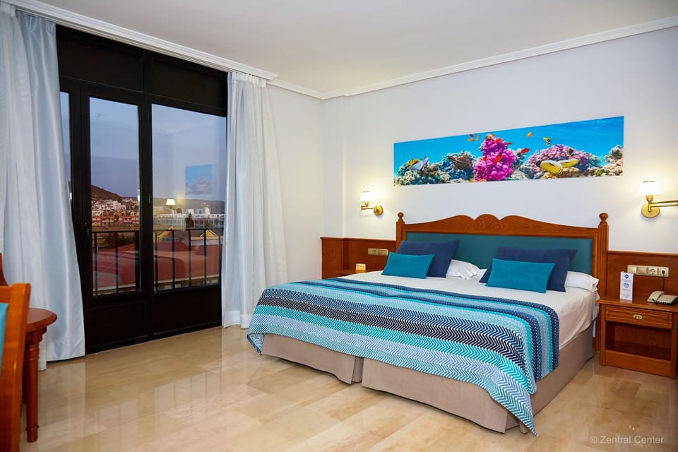 Standard Double Room | Minibar, blackout drapes, soundproofing, free WiFi