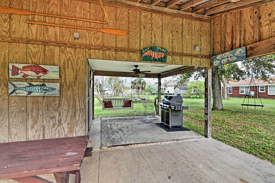 Boathouse | Gas Grill