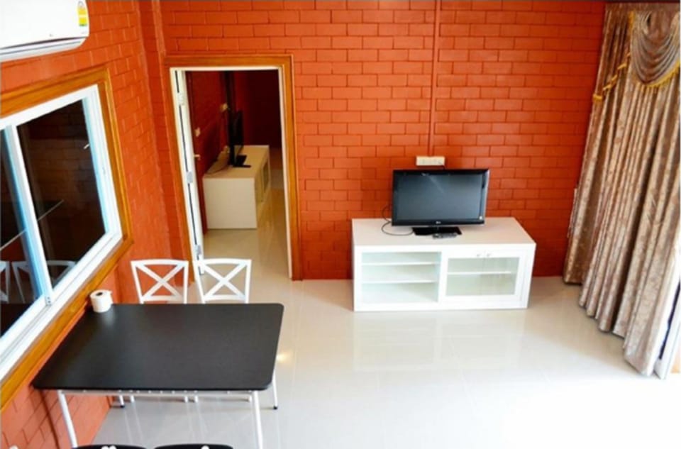 2 Bedroom House | Room amenity