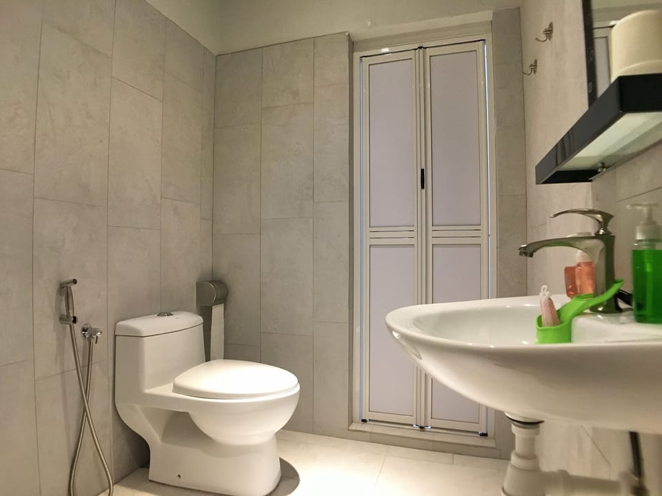 iBook10 Deluxe Loft Suite Room by iBook Homestay House in George Town