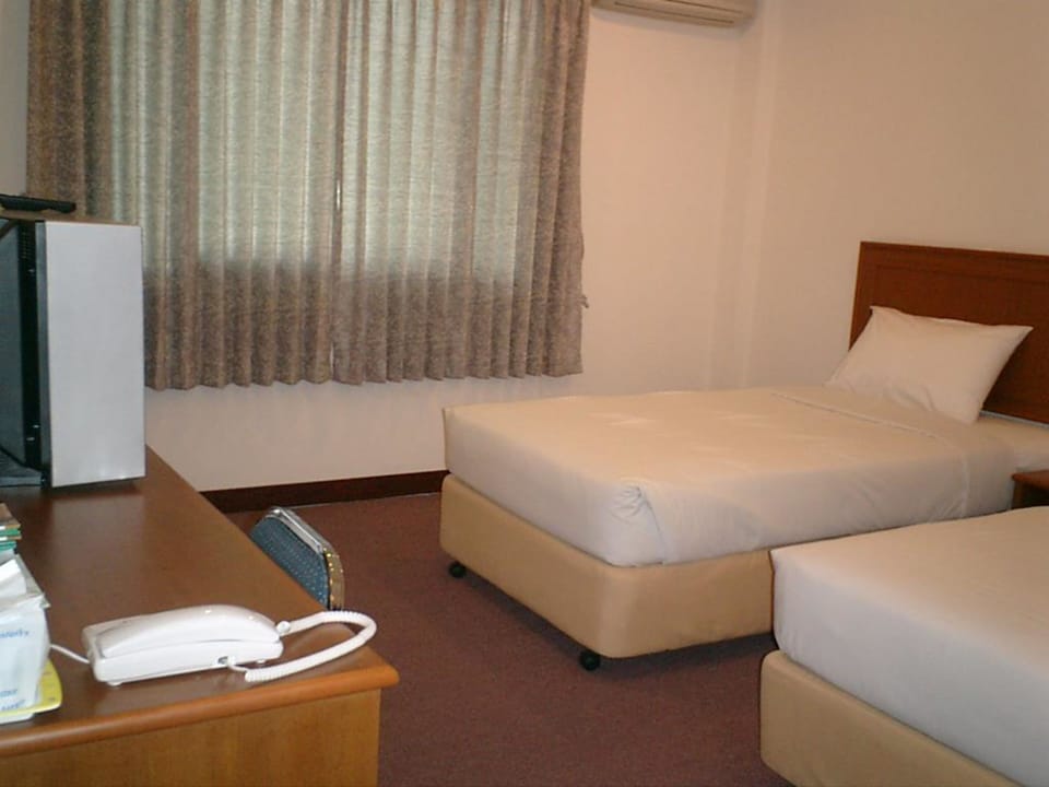 Deluxe Twin Room | Rollaway beds, free WiFi