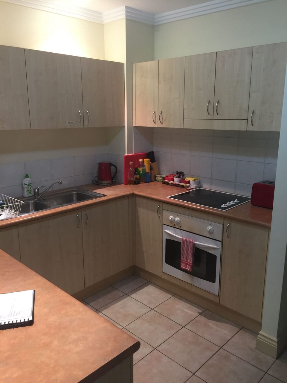 Family Apartment, 3 Bedrooms | Private kitchen | Fridge, microwave, oven, stovetop