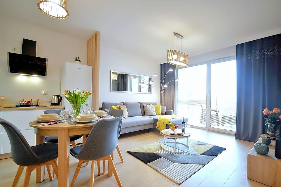 Deluxe Apartment | 1 bedroom, premium bedding, individually decorated, blackout drapes