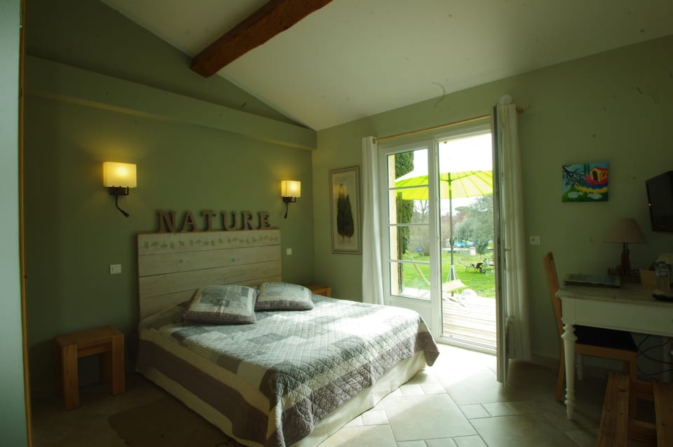 Double Room (Côté Nature ) | 2 bedrooms, desk, laptop workspace, soundproofing