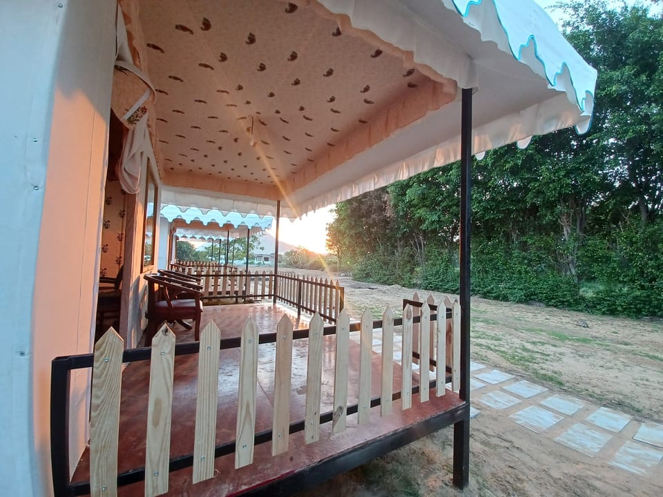 Basic Tent, 1 Bedroom, Non Smoking | 1 bedroom, iron/ironing board