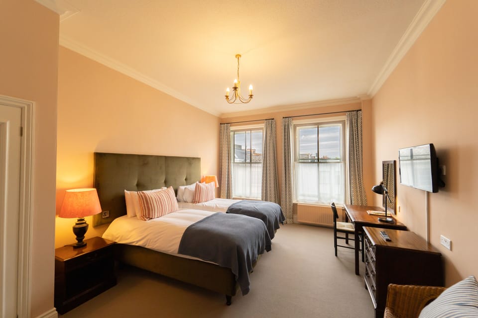 Superior Twin Room | Individually decorated, individually furnished, desk, laptop workspace