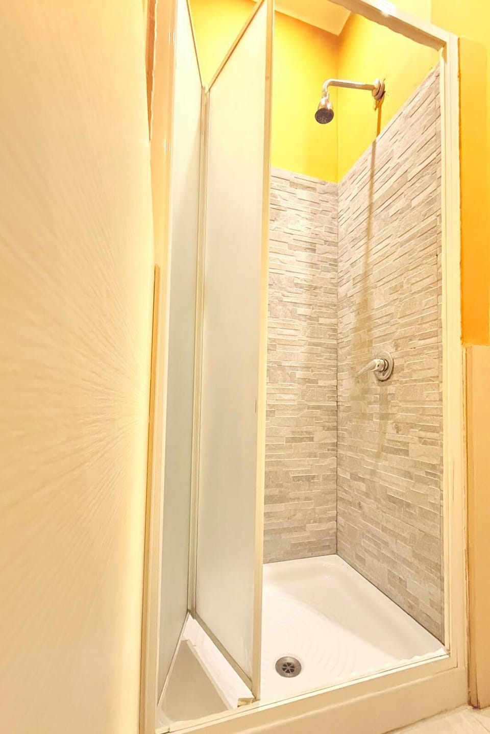 Double or Twin Room | Bathroom | Shower, free toiletries, hair dryer, towels
