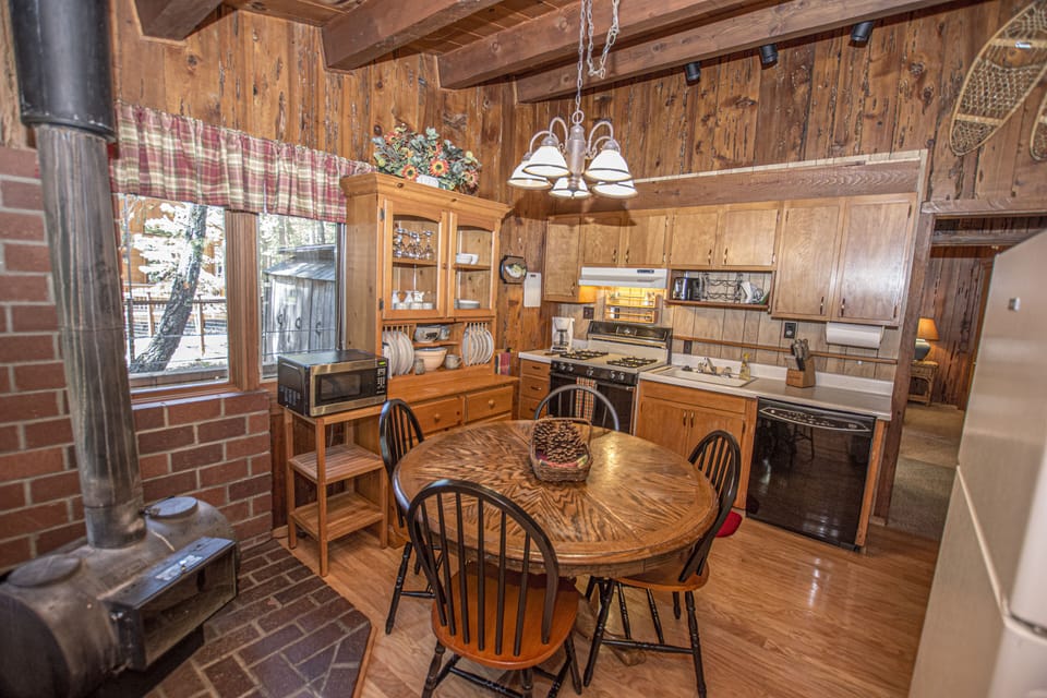 Plesums Kitchen Dining Area 2 - Plesums Kitchen Dining Area 2