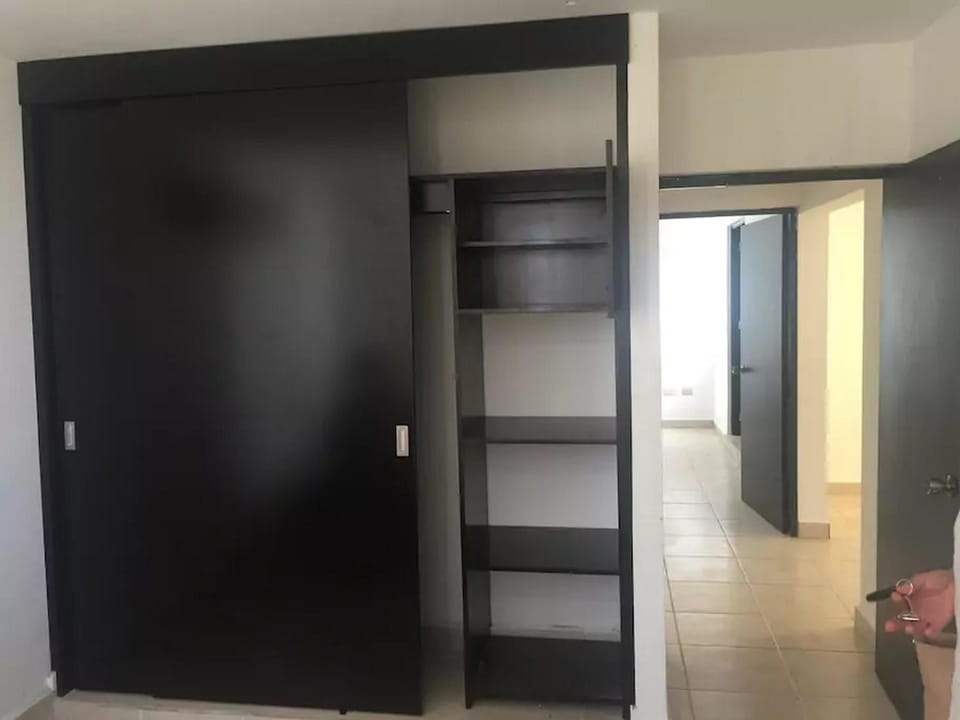 Family Townhome, 3 Bedrooms | Room amenity