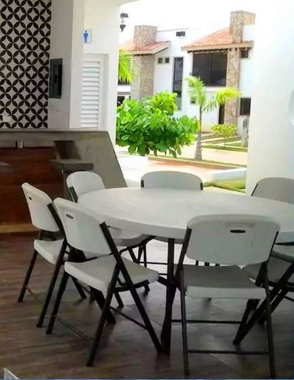 BBQ/picnic area