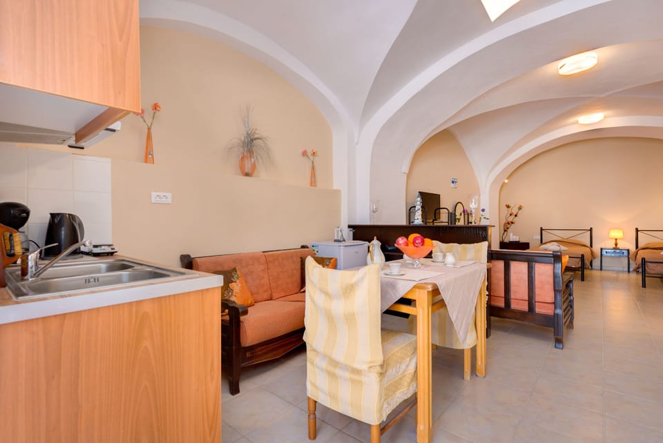 Comfort Studio Suite, Multiple Beds, Kitchenette, City View | View from room