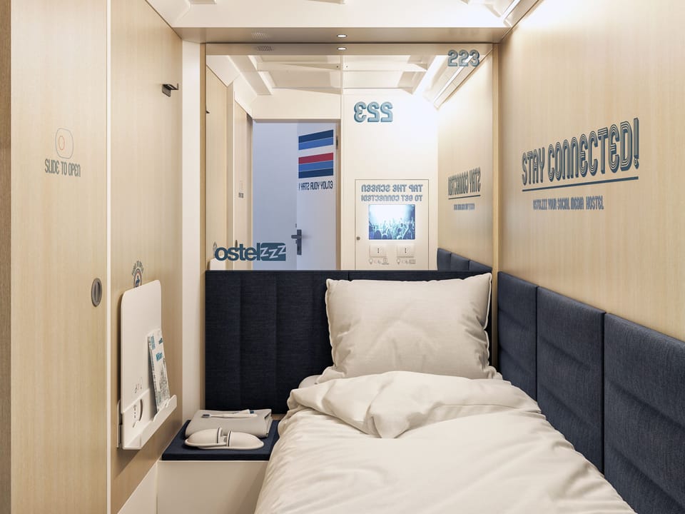 Shared Dormitory, Mixed Dorm, Ensuite (Capsule Deluxe) | Premium bedding, iron/ironing board, free WiFi, bed sheets
