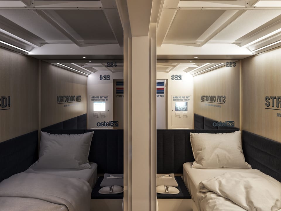 Premium bedding, iron/ironing board, free WiFi, bed sheets