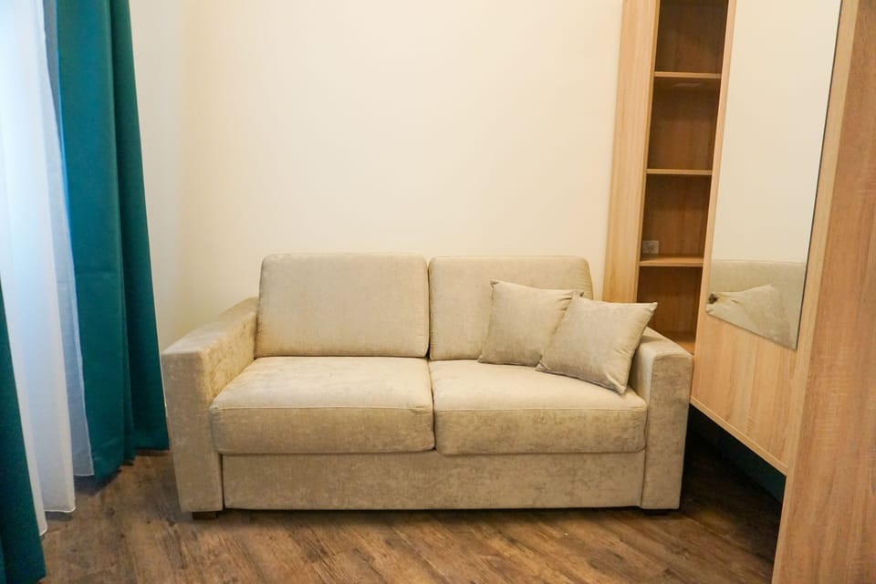 Family Room | 1 bedroom, in-room safe, individually decorated, individually furnished