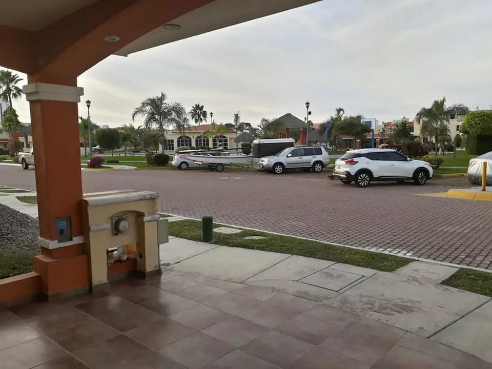 Free self parking
