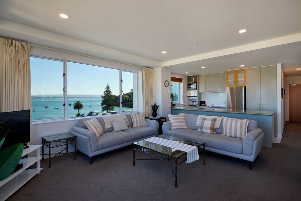 2 Bedroom 2 Bathroom Ocean View Apartment | Premium bedding, individually decorated, individually furnished