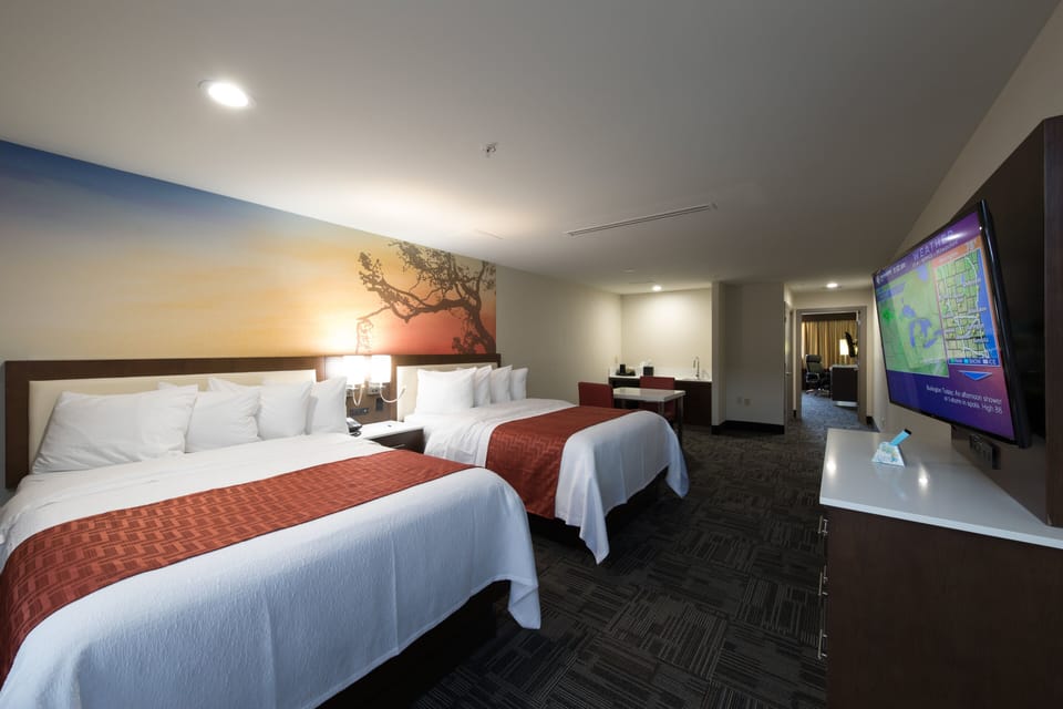 Suite, 1 Bedroom | Premium bedding, pillowtop beds, in-room safe, individually furnished