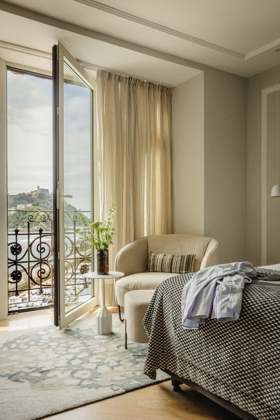 Premium Room, 1 Bedroom, Sea View | Egyptian cotton sheets, minibar, in-room safe, desk