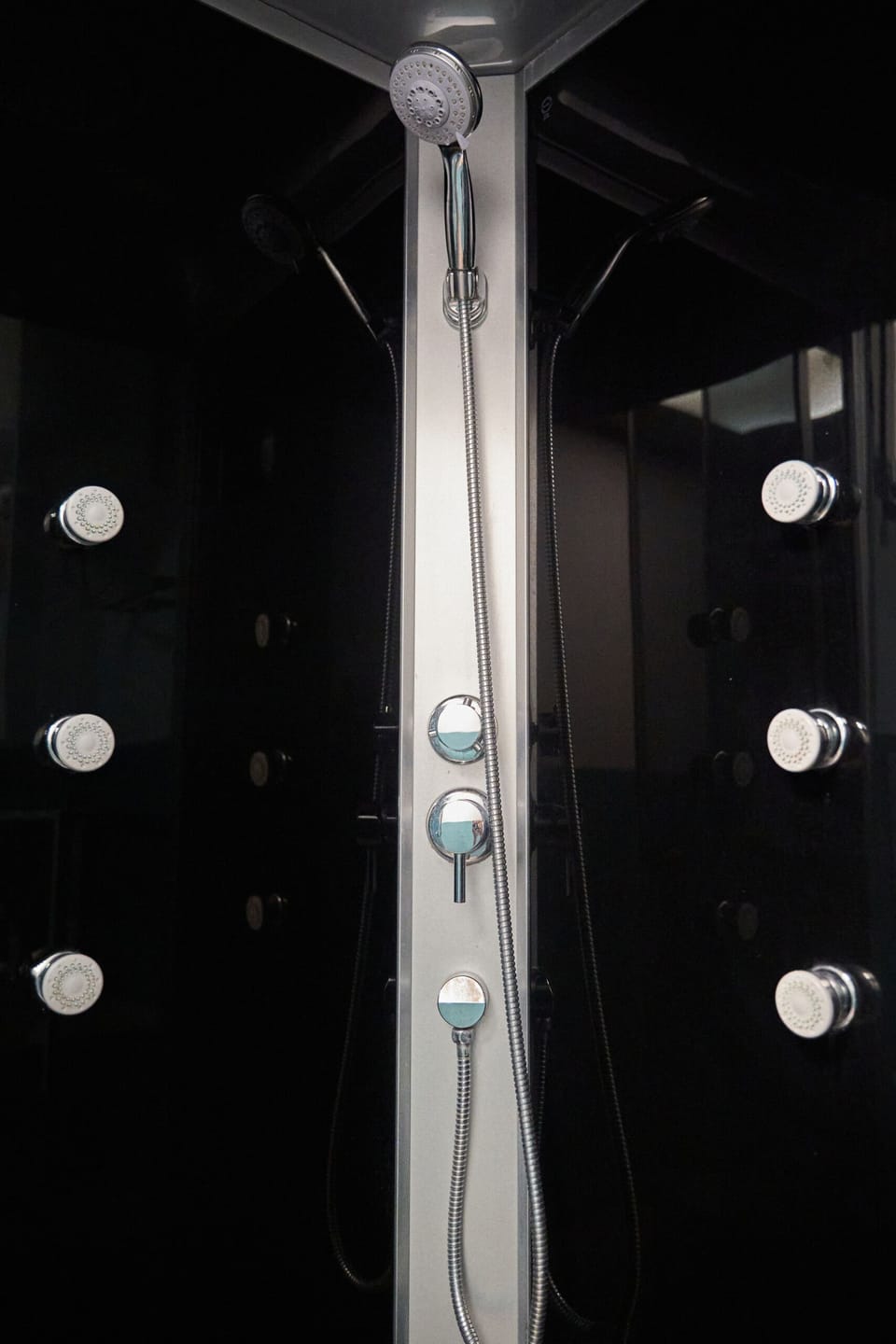 Luxury Suite, 2 Bedrooms, Private Bathroom | Bathroom