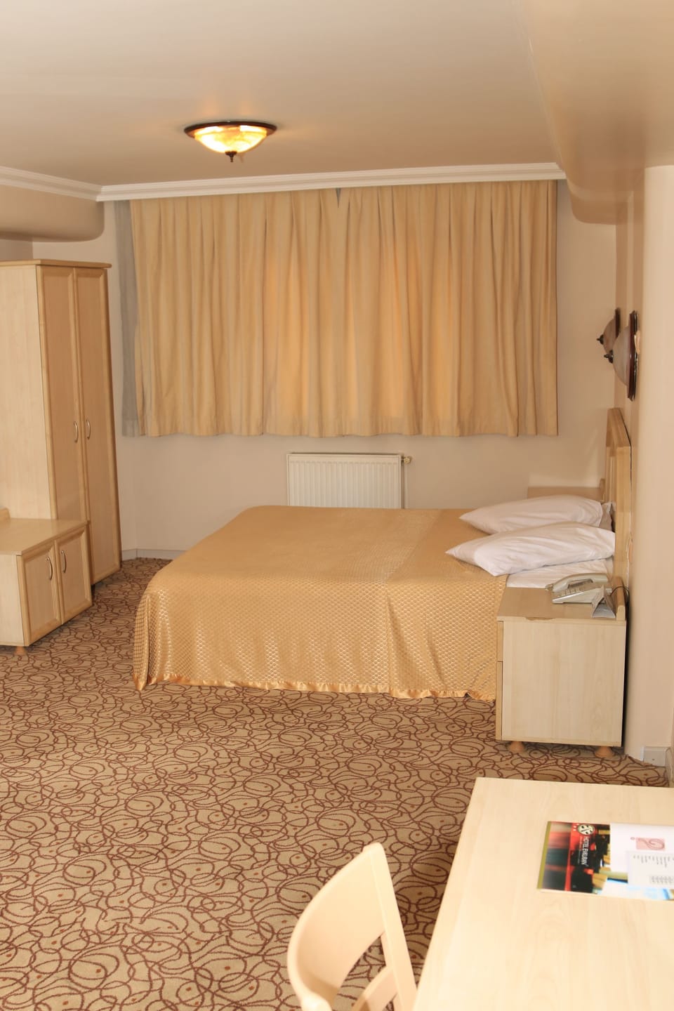 Suite | Minibar, free WiFi, bed sheets