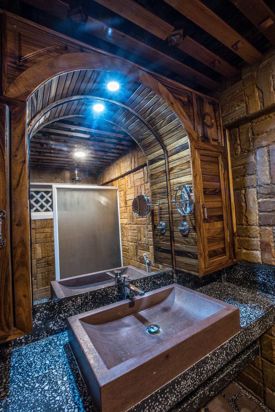 Suite | Bathroom | Towels