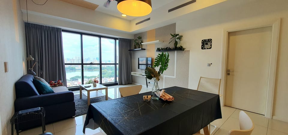 Design Apartment, 1 Bedroom, Refrigerator & Microwave, Lake View | 1 bedroom, individually decorated, individually furnished, desk