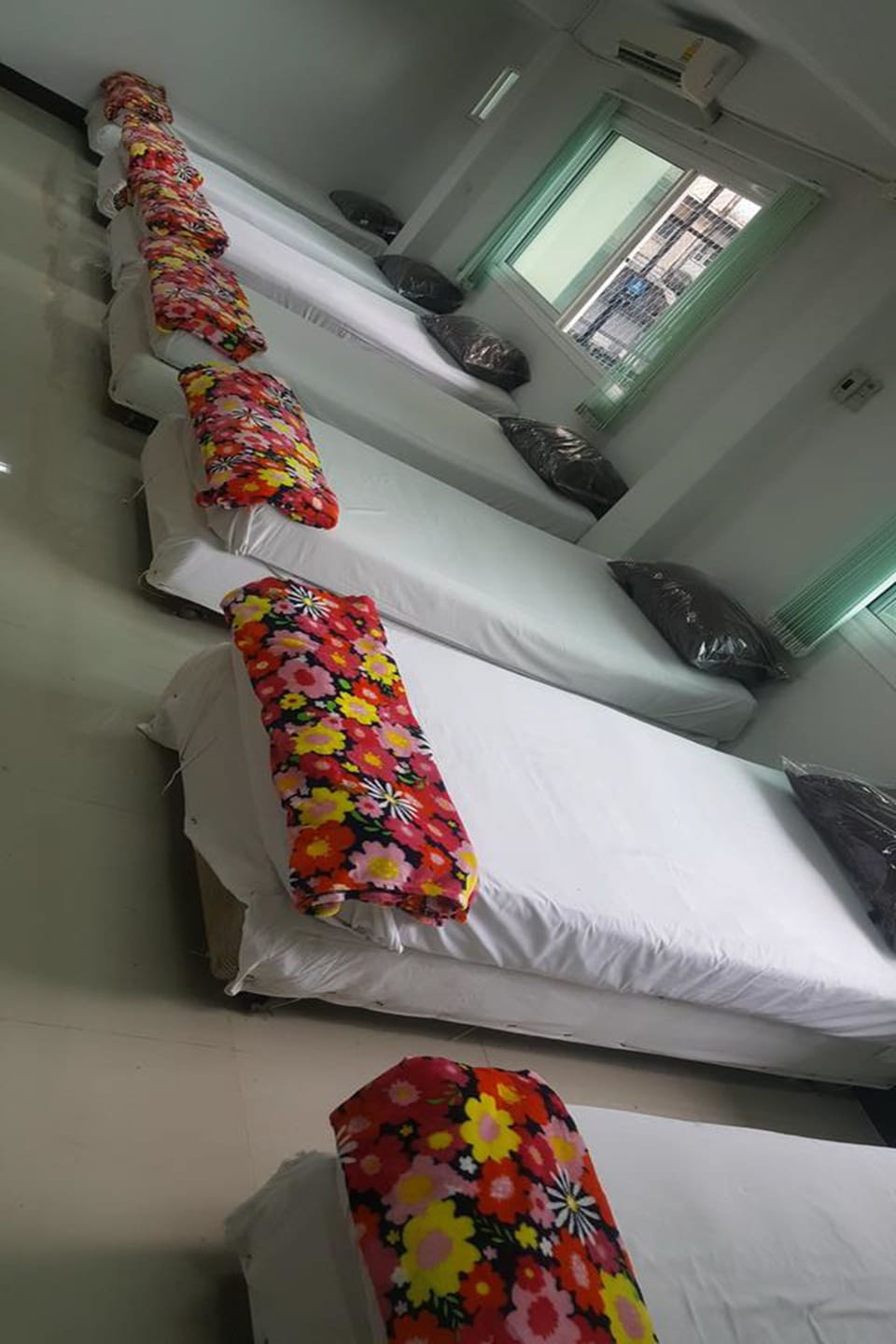 Shared Dormitory | Free WiFi