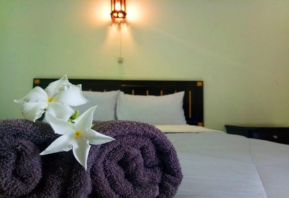 Standard Double Room | Desk, free WiFi, bed sheets
