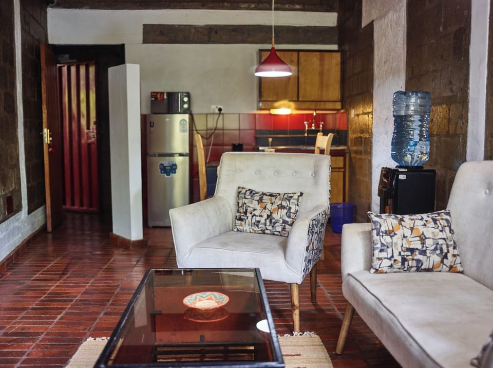 Executive Double Room | Living area | TV
