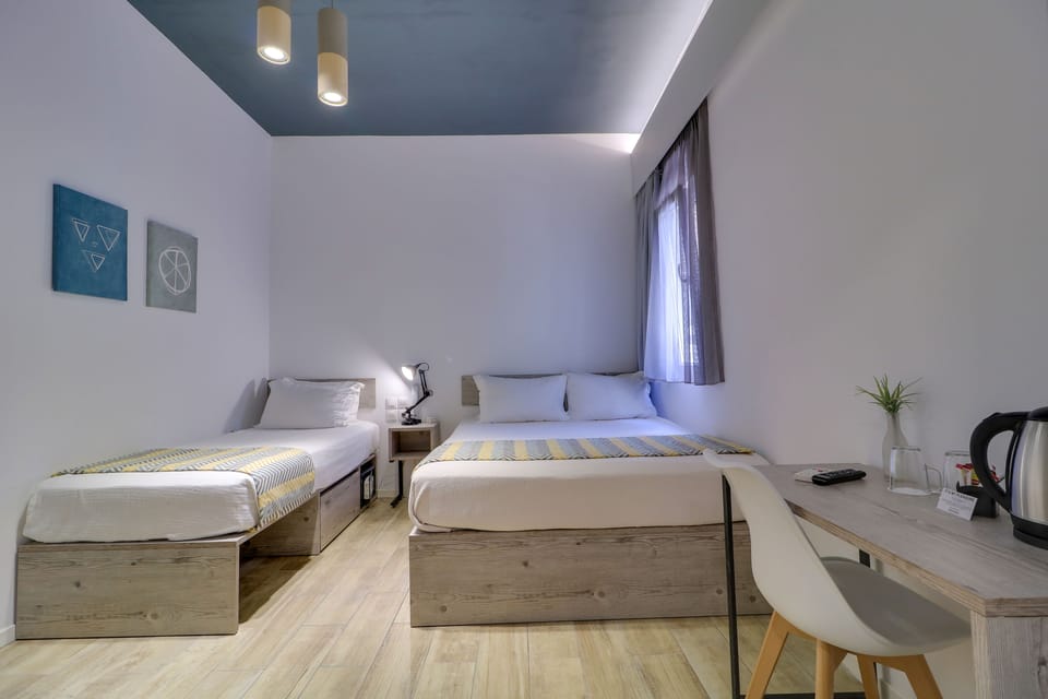 Superior Twin Room | In-room safe, blackout drapes, soundproofing, iron/ironing board