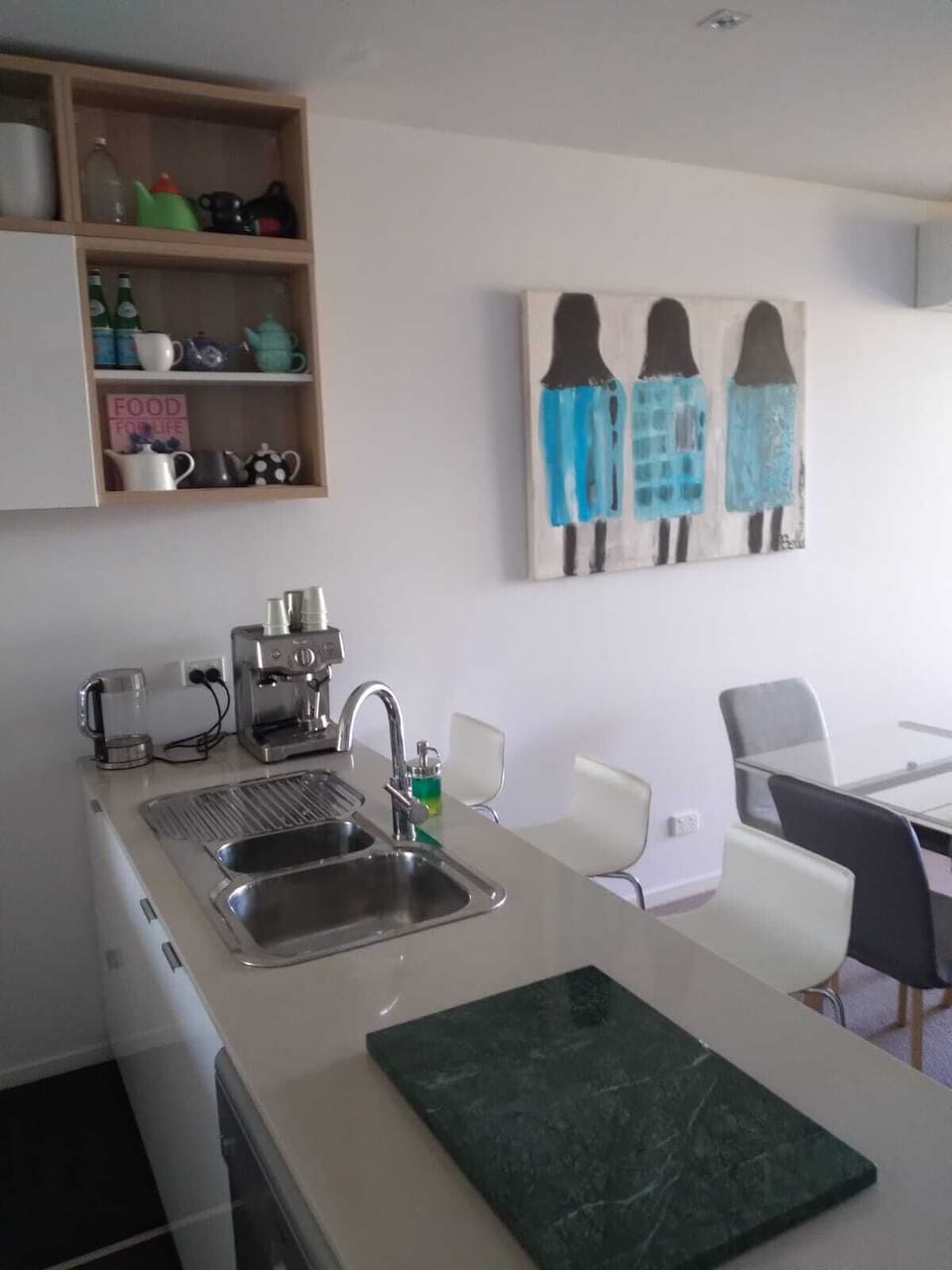Premium Apartment, 2 Bedrooms, Marina View | Private kitchen | Full-size fridge, microwave, oven, stovetop