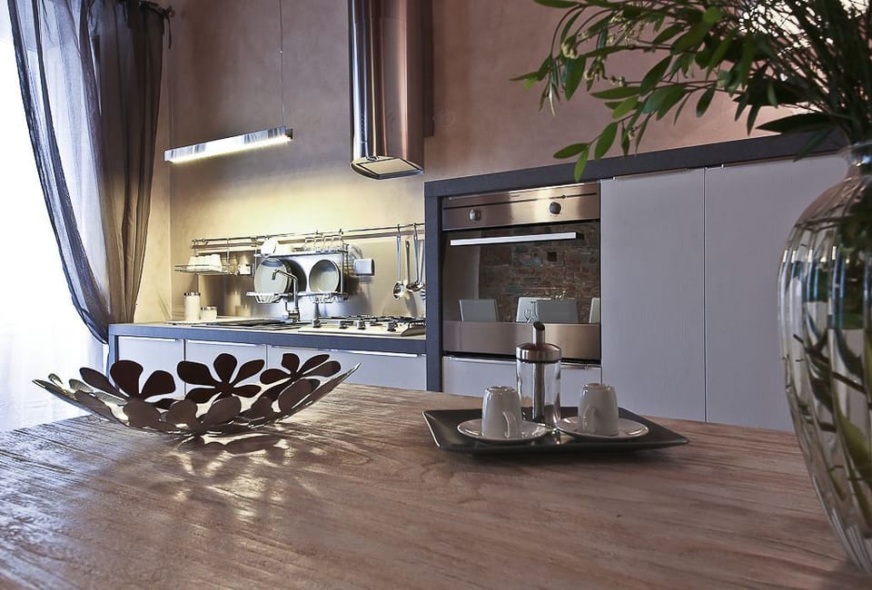 Apartment, 1 Bedroom | Private kitchen | Full-size fridge, oven, stovetop, electric kettle