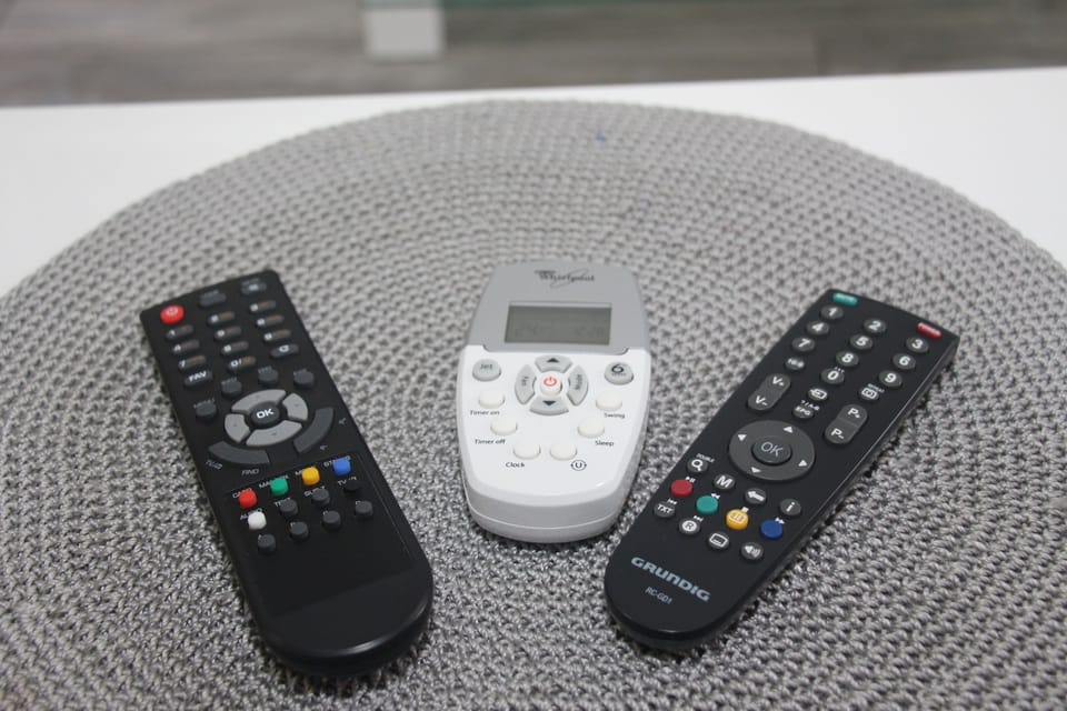 Family Apartment, 2 Bedrooms | Living area | Flat-screen TV
