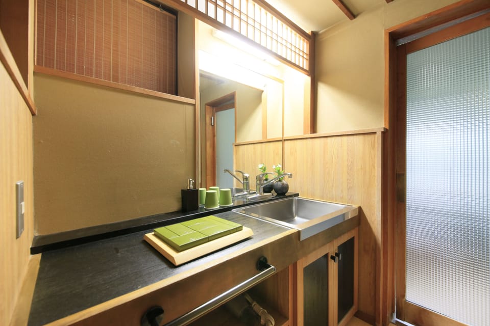 Deluxe Japanese-Style Room "Hiroshige"(With an open-air hot spring bath), Non Smoking | Room amenity